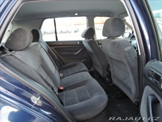 Volkswagen Golf 1,6 i 2000