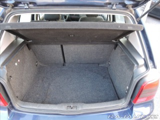 Volkswagen Golf 1,6 i 2000