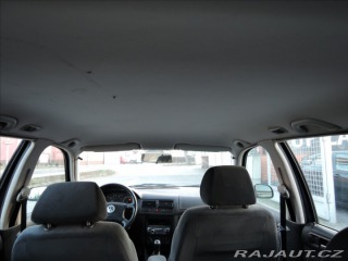 Volkswagen Golf 1,6 i 2000