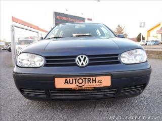 Volkswagen Golf 1,6 i 2000