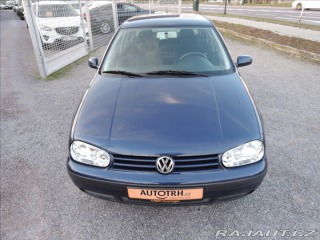 Volkswagen Golf 1,6 i 2000