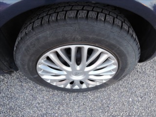 Volkswagen Golf 1,6 i 2000