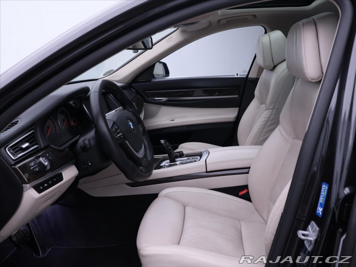 BMW 7 3,0 190kW Xdrive ALU Kůže 2013