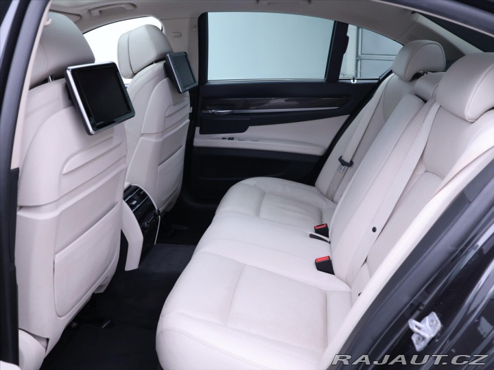 BMW 7 3,0 190kW Xdrive ALU Kůže 2013