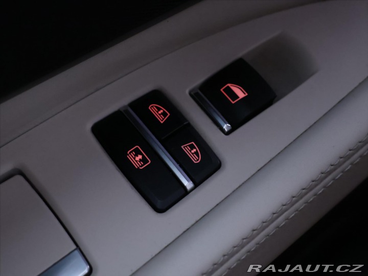 BMW 7 3,0 190kW Xdrive ALU Kůže 2013