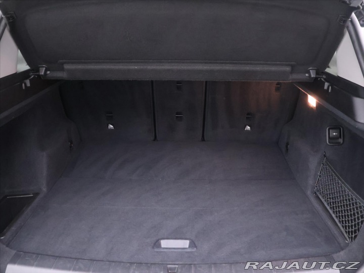 BMW X1 2,0 sDrive18d 110kW DPH 2015