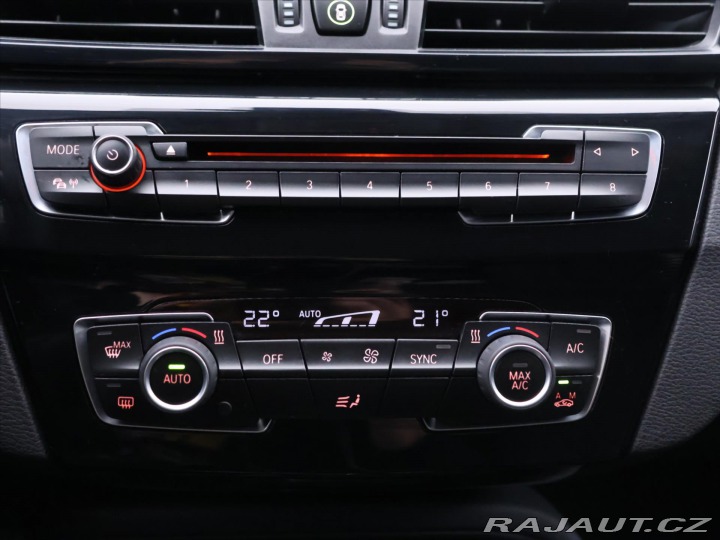 BMW X1 2,0 sDrive18d 110kW DPH 2015