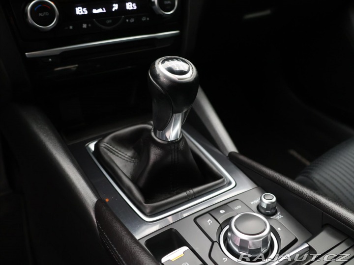 Mazda 6 2,0 121kW Center-Line 2017