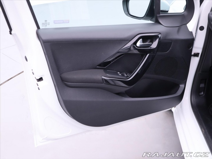 Peugeot 208 1,2 PureTech 60kW CZ Klim 2016