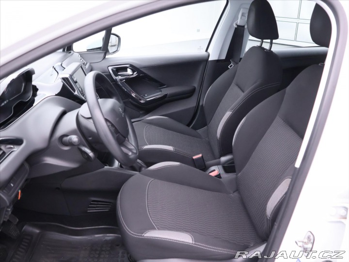 Peugeot 208 1,2 PureTech 60kW CZ Klim 2016