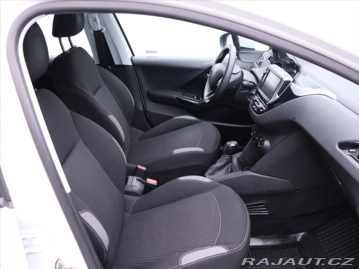 Peugeot 208 1,2 PureTech 60kW CZ Klim 2016