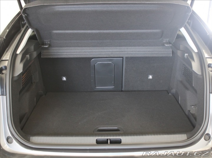 Citroën C4 1,2 PT 96kW AT Shine 26tk 2023