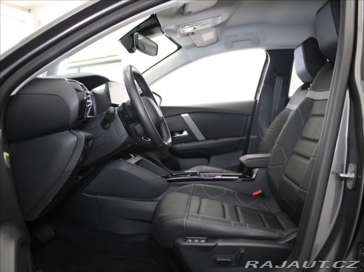 Citroën C4 1,2 PT 96kW AT Shine 26tk 2023