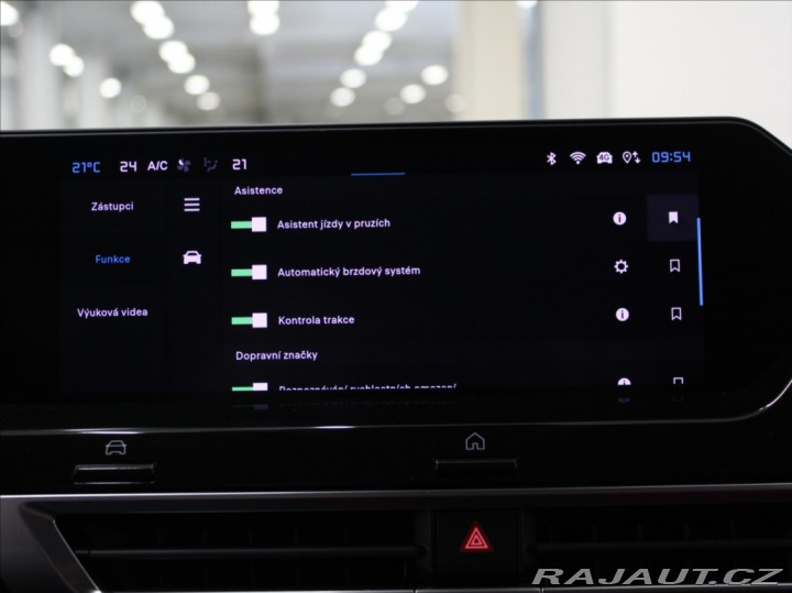 Citroën Ostatní modely ë-C4 0,1 50kWh Shine Masáž 1.m 2023