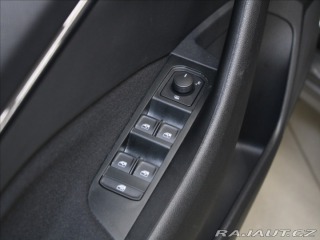 Škoda Kamiq 1,0 TSi 85kW Sel.5L.Zár.7 2025