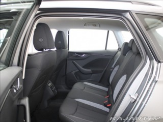 Škoda Kamiq 1,0 TSi 85kW Sel.5L.Zár.7 2025