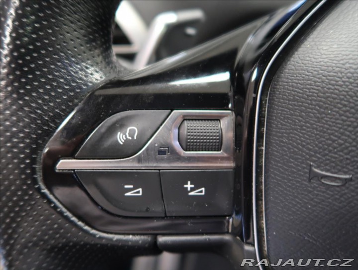 Peugeot 5008 2,0 HDi GT 7-míst AUT 2018