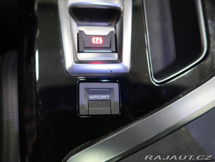 Peugeot 5008 2,0 HDi GT 7-míst AUT 2018