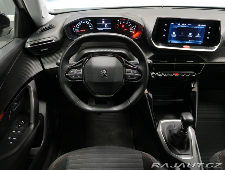Peugeot 2008 1,2 i ČR 1. MAJ SERVIS PE 2022