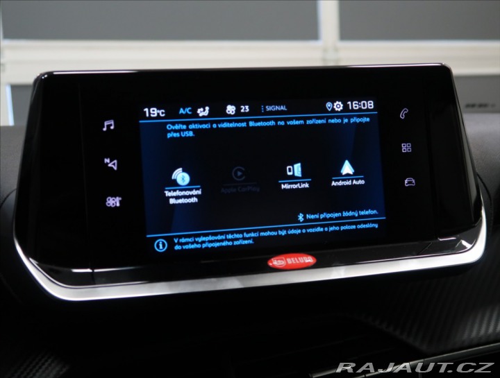 Peugeot 2008 1,2 i ČR 1. MAJ SERVIS PE 2022