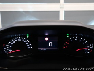 Peugeot 2008 1,2 i ČR 1. MAJ SERVIS PE 2022