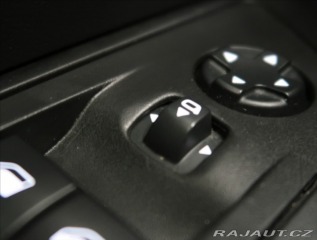 Peugeot 2008 1,2 i ČR 1. MAJ SERVIS PE 2022