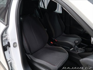 Peugeot 2008 1,2 i ČR 1. MAJ SERVIS PE 2022