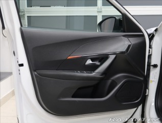 Peugeot 2008 1,2 i ČR 1. MAJ SERVIS PE 2022