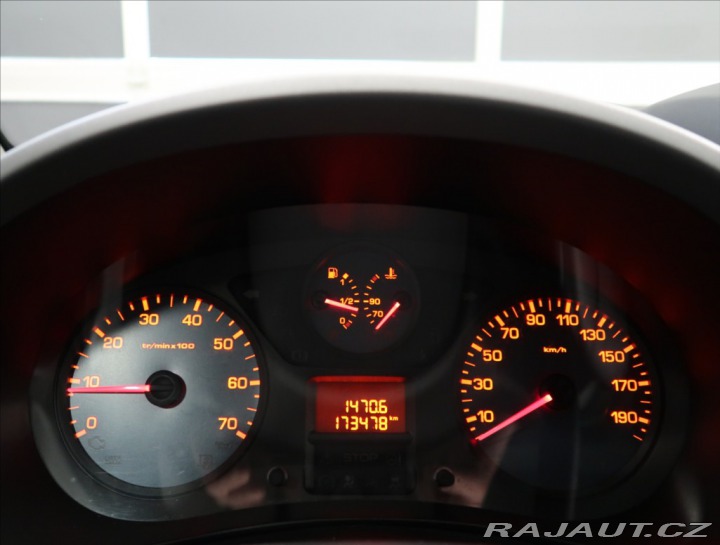 Peugeot Partner Tepee 1,6 BLUEHDi 1. MAJ ČR DPH 2016