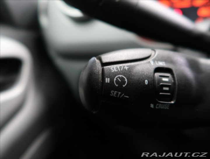 Peugeot Partner Tepee 1,6 BLUEHDi 1. MAJ ČR DPH 2016