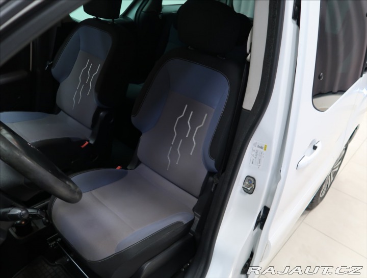 Peugeot Partner Tepee 1,6 BLUEHDi 1. MAJ ČR DPH 2016