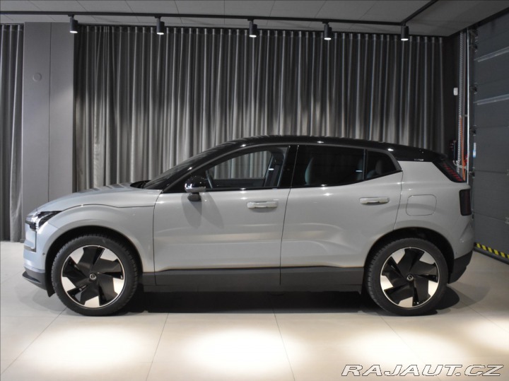 Volvo EX30 Twin performance Ultra 2025