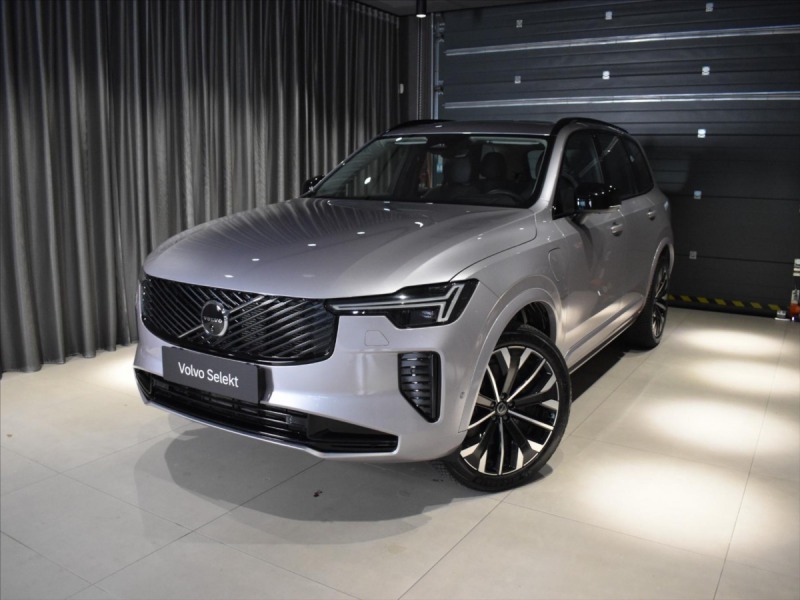 Volvo XC90 2,0 T8 AWD ULTRA B&W,