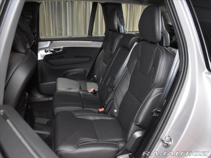 Volvo XC90 2,0 T8 AWD ULTRA B&W, 2025