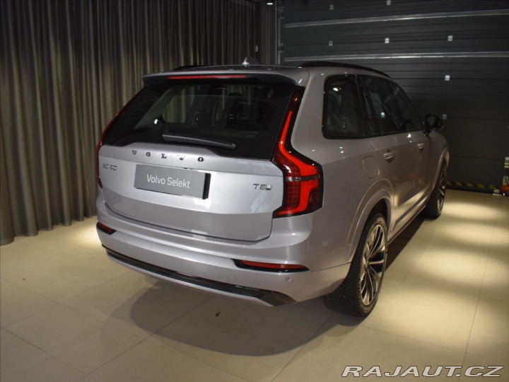 Volvo XC90 2,0 T8 AWD ULTRA B&W, 2025