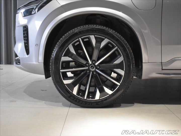 Volvo XC90 2,0 T8 AWD ULTRA B&W, 2025