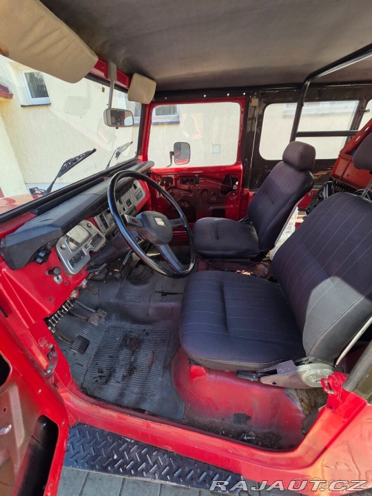 Toyota Land Cruiser BJ 42 1800