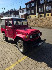 Toyota Land Cruiser BJ 42 1800