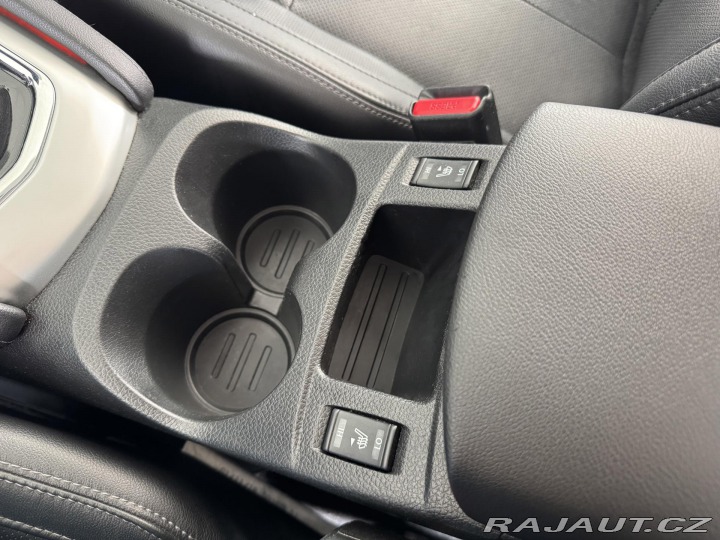 Nissan Qashqai 1,6dCi 96kW*TEKNA*REZERVA 2017