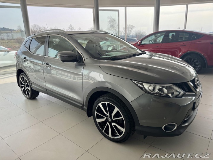 Nissan Qashqai 1,6dCi 96kW*TEKNA*REZERVA 2017