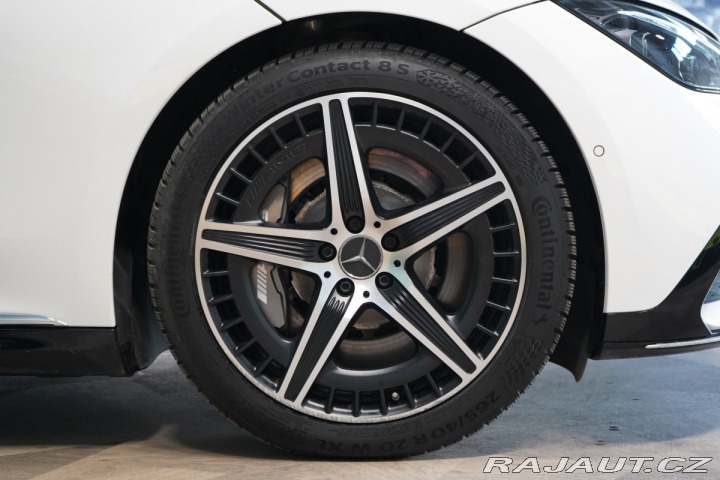 Mercedes-Benz EQE 53*AMG*4M+*TV*VZDUCH*PAS- 2022