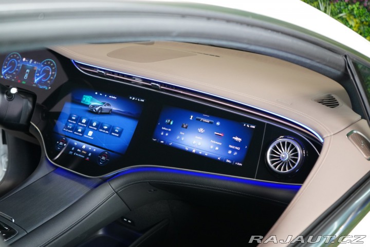 Mercedes-Benz EQE 53*AMG*4M+*TV*VZDUCH*PAS- 2022