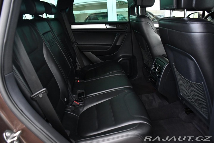 Volkswagen Touareg 3.0TDi 4MOTION TAŽNÉ K360 2011