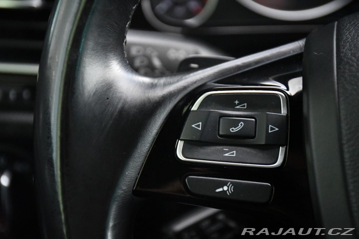 Volkswagen Touareg 3.0TDi 4MOTION TAŽNÉ K360 2011