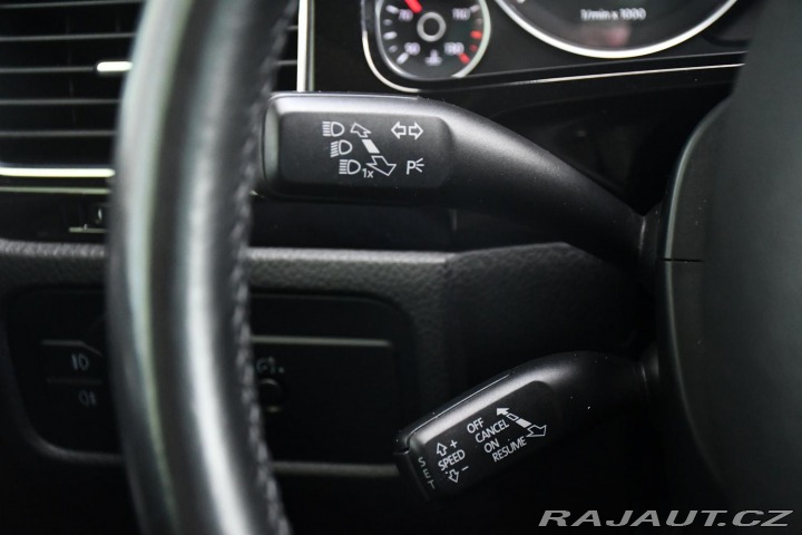 Volkswagen Touareg 3.0TDi 4MOTION TAŽNÉ K360 2011