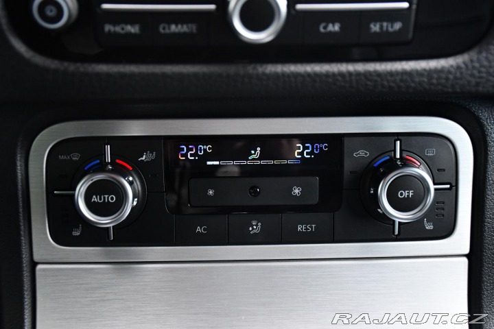 Volkswagen Touareg 3.0TDi 4MOTION TAŽNÉ K360 2011