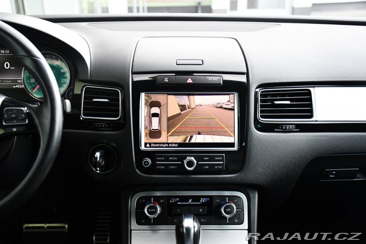 Volkswagen Touareg 3.0TDi 4MOTION TAŽNÉ K360 2011