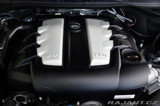 Volkswagen Touareg 3.0TDi 4MOTION TAŽNÉ K360 2011