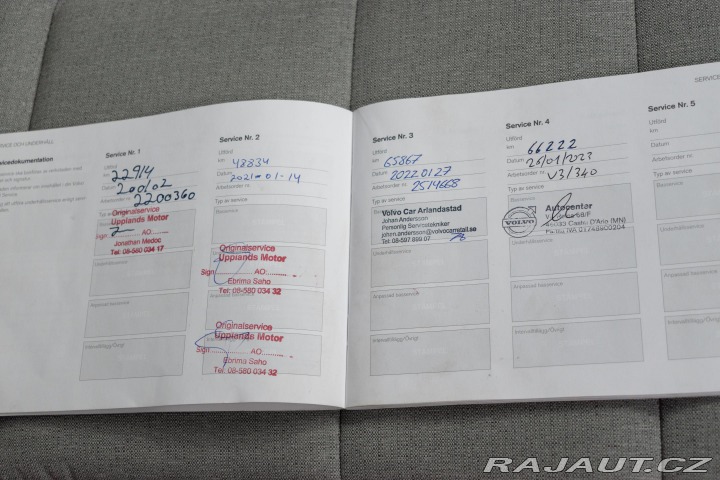 Volvo XC40 D3 MOMENTUM*TAŽNÉ*4xVÝHŘE 2019