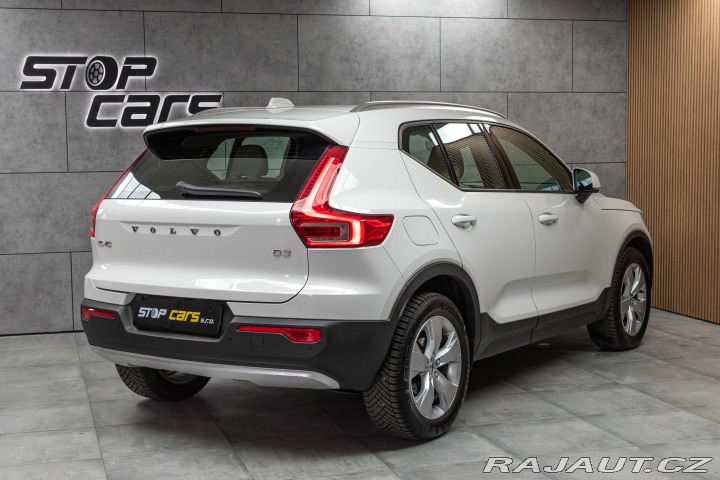 Volvo XC40 D3 MOMENTUM*TAŽNÉ*4xVÝHŘE 2019
